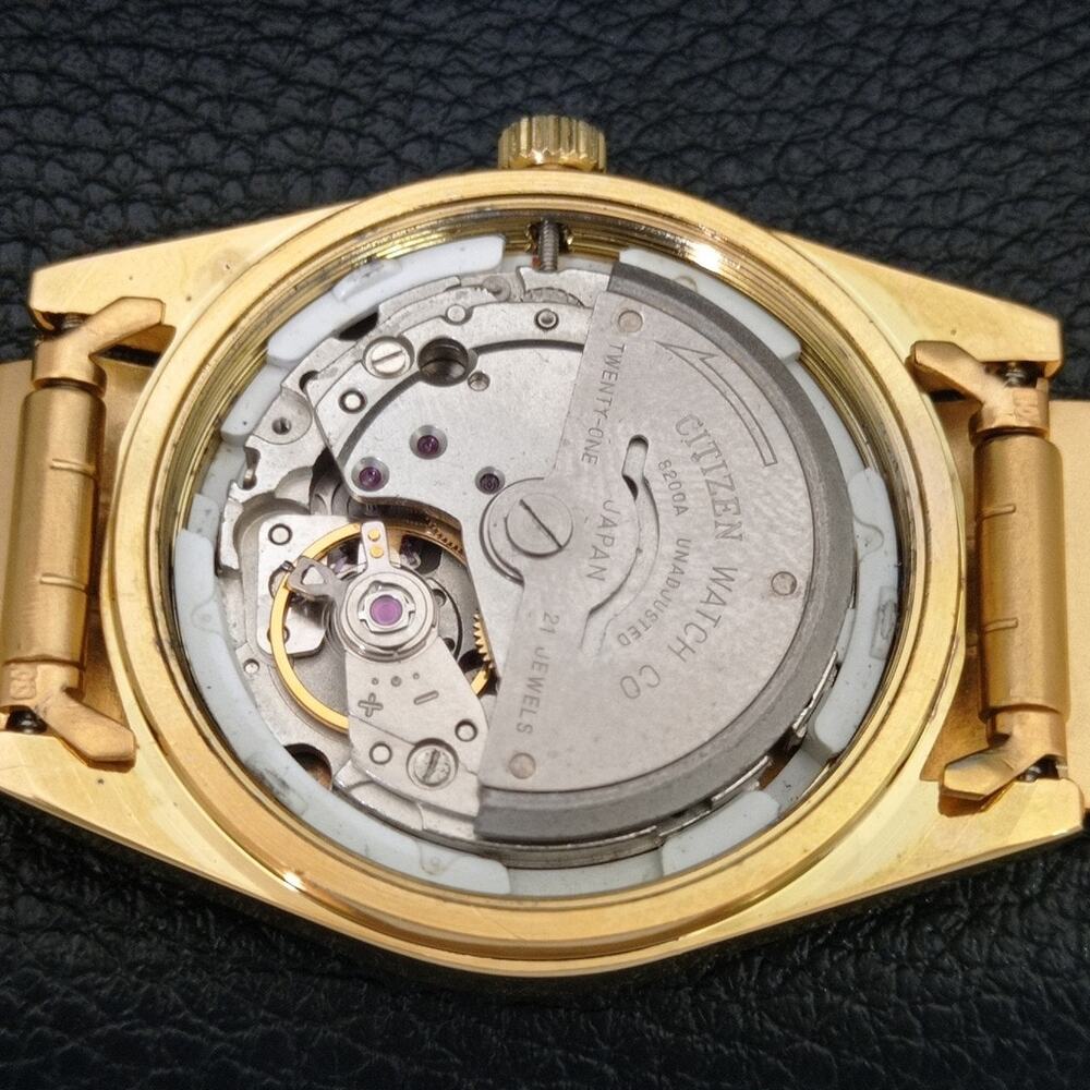 Vintage 1983 Citizen Automatic Mens Gold Watch W/daydate & Green accents - Picture 9 of 10